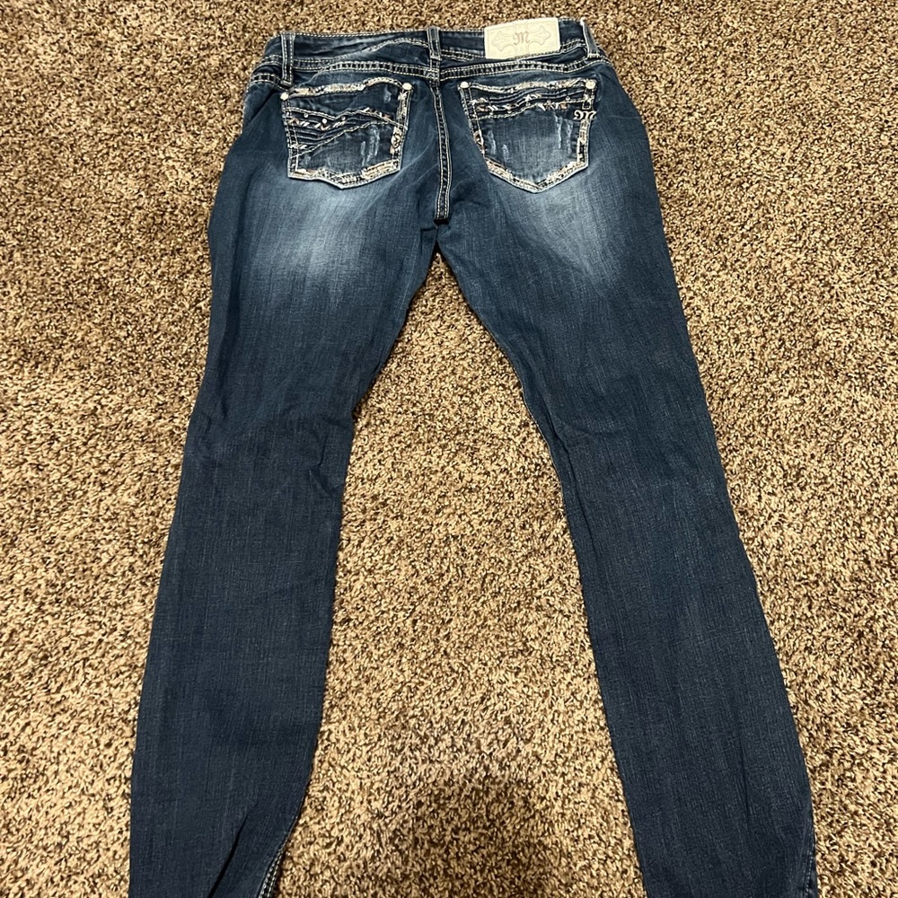 Jeans - Picture 3 of 4